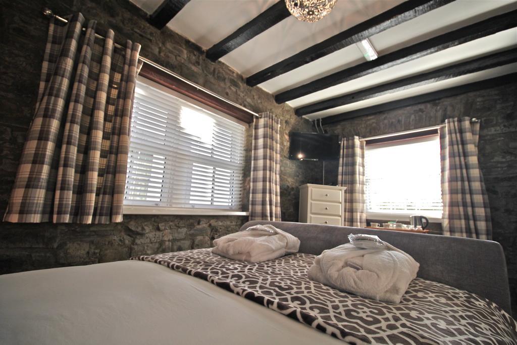 Birches Brow Boutique Guestrooms Aughton Bagian luar foto